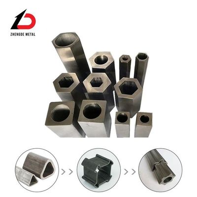 1020 Q355 Q195 Q235 Thép cacbon tam giác tam giác không may hàn / cán nóng / đánh bóng ống thép hình đặc biệt